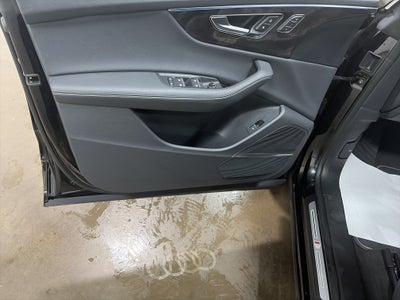 2023 Audi Q8 Premium Plus
