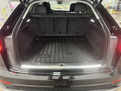 2023 Audi Q8 Premium Plus