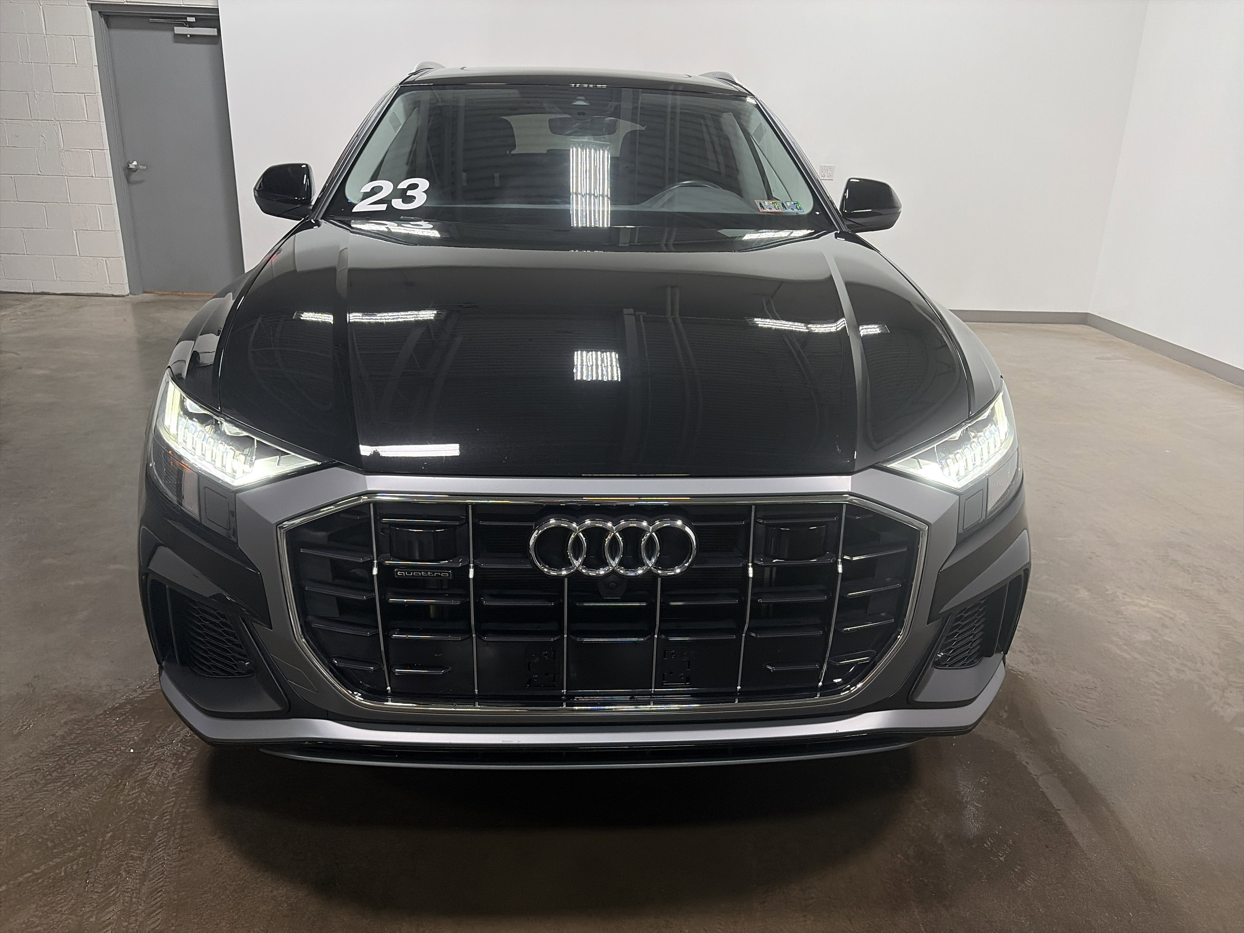 2023 Audi Q8 Premium Plus