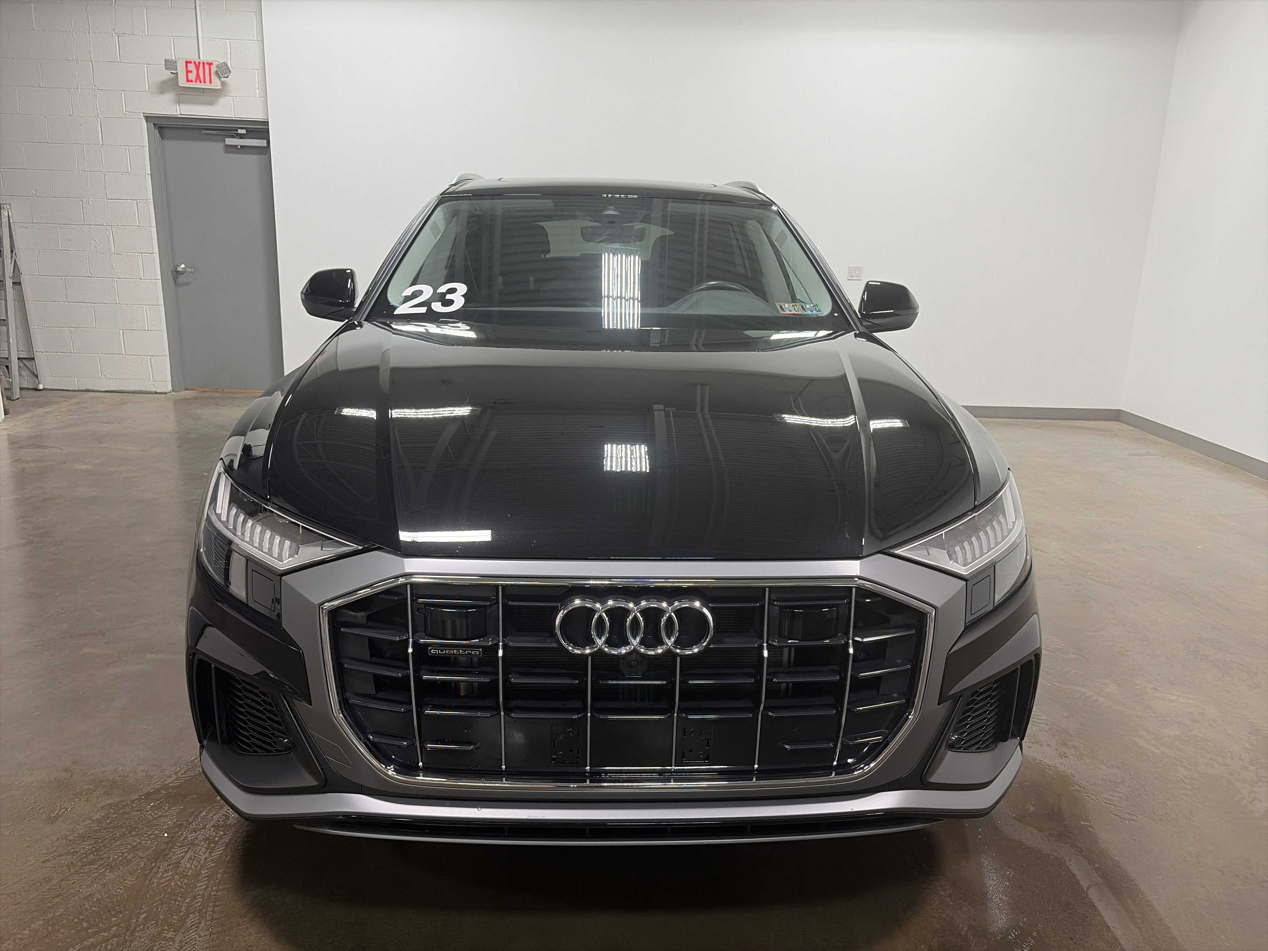 2023 Audi Q8 Premium Plus