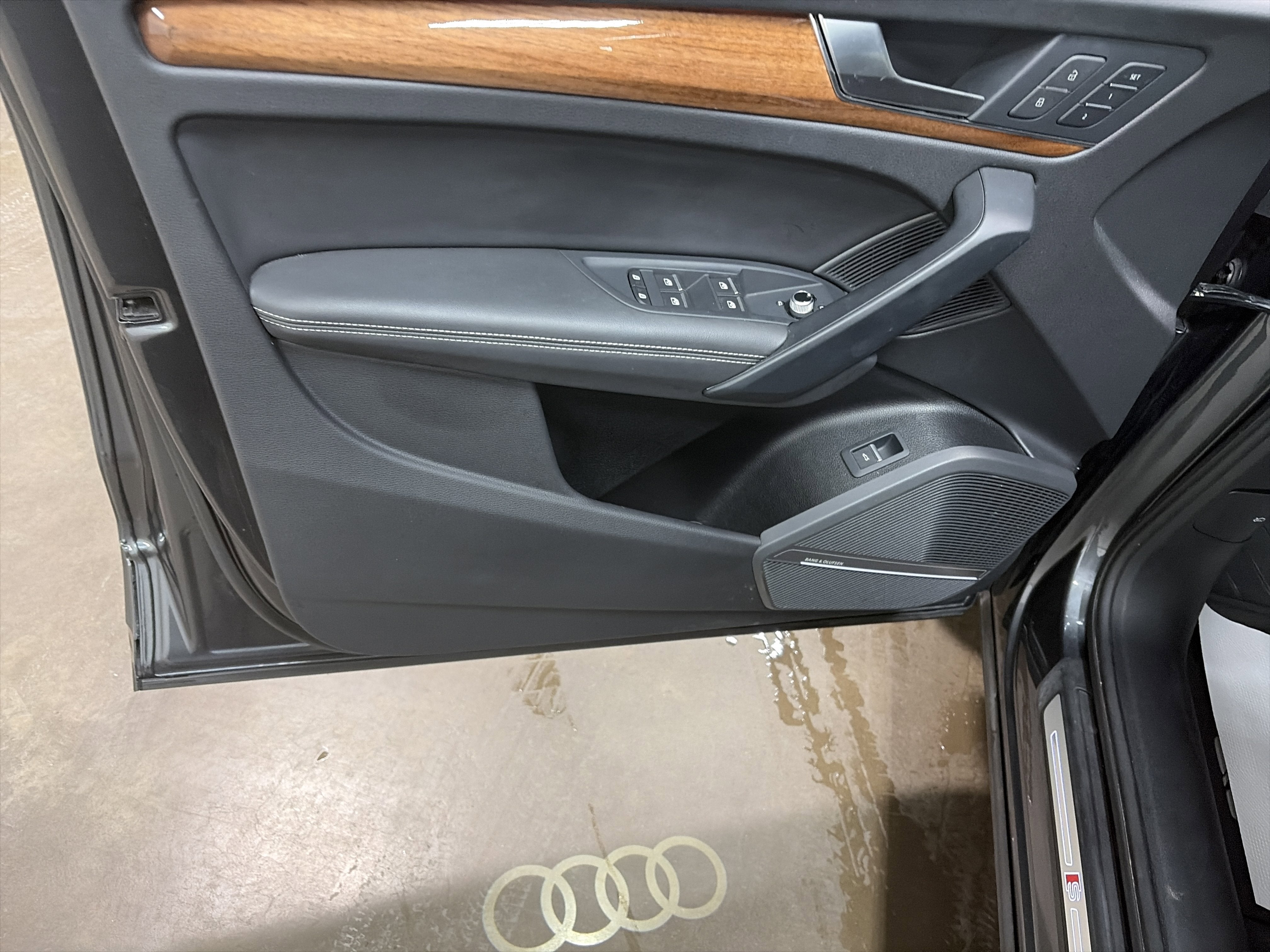 2023 Audi Q5 S line Prestige