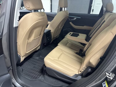 2025 Audi Q7 Premium Plus