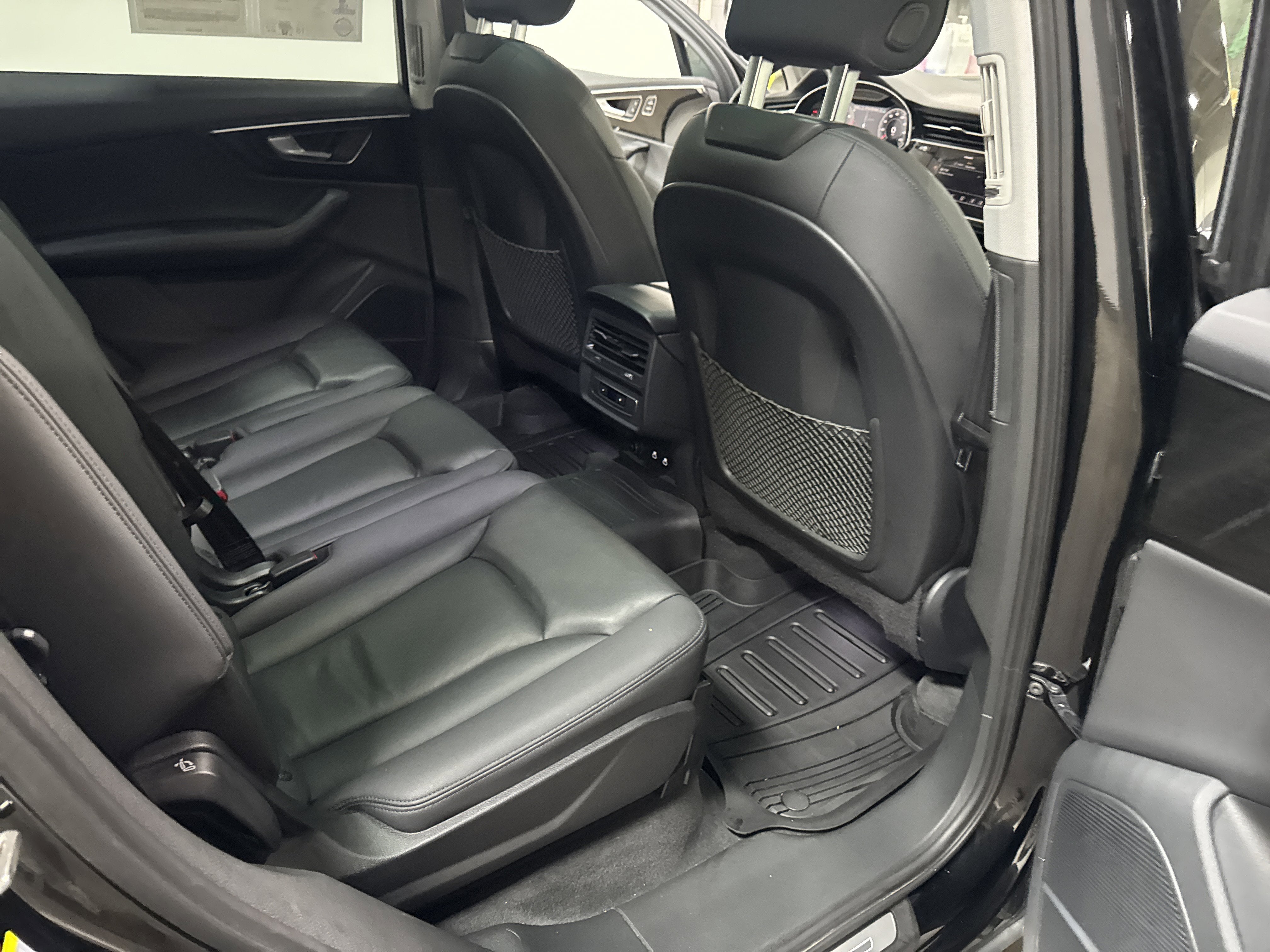 2023 Audi Q7 Premium Plus