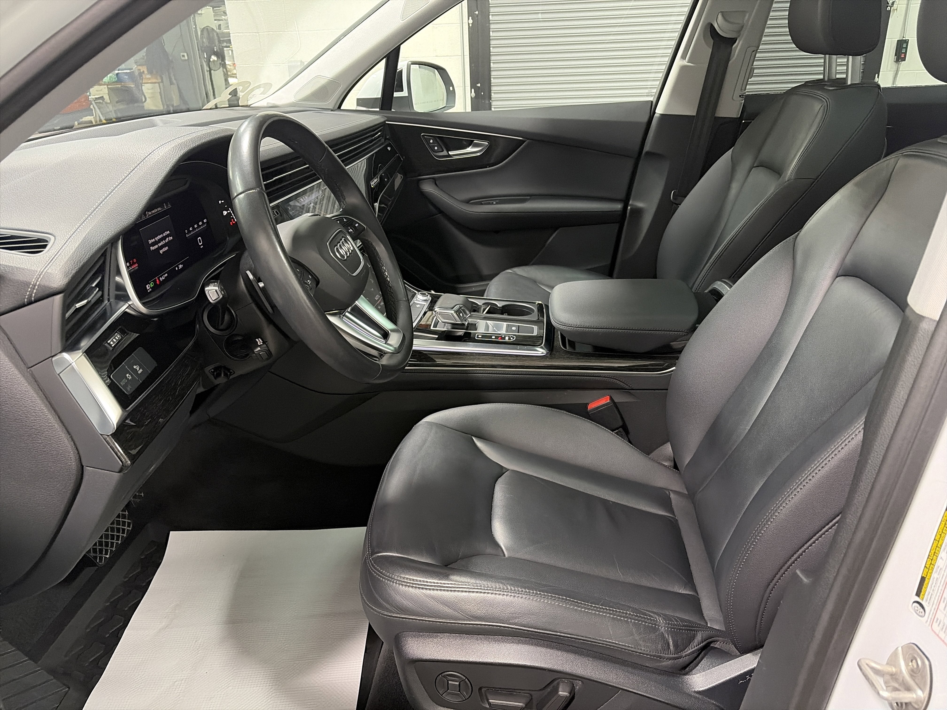 2023 Audi Q7 Premium Plus