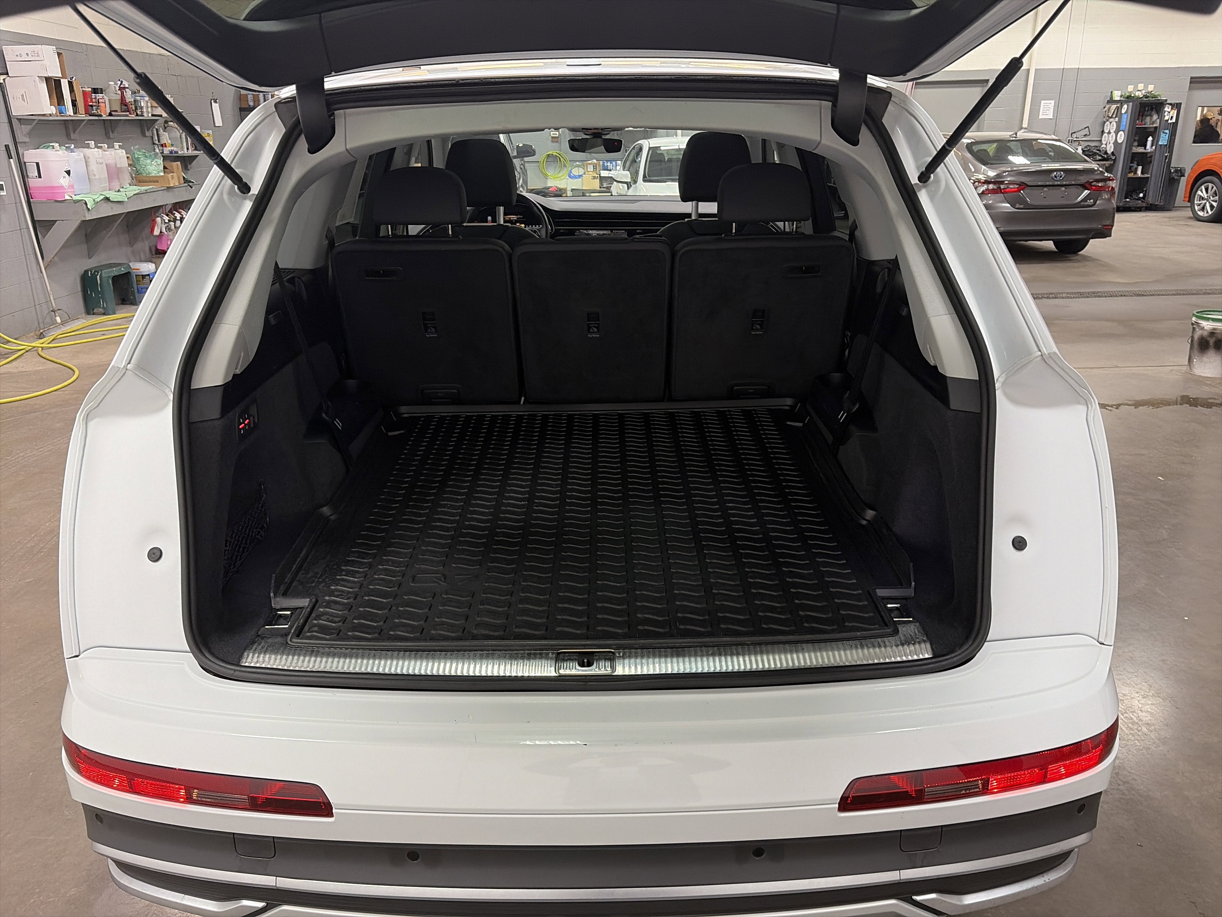 2023 Audi Q7 Premium Plus