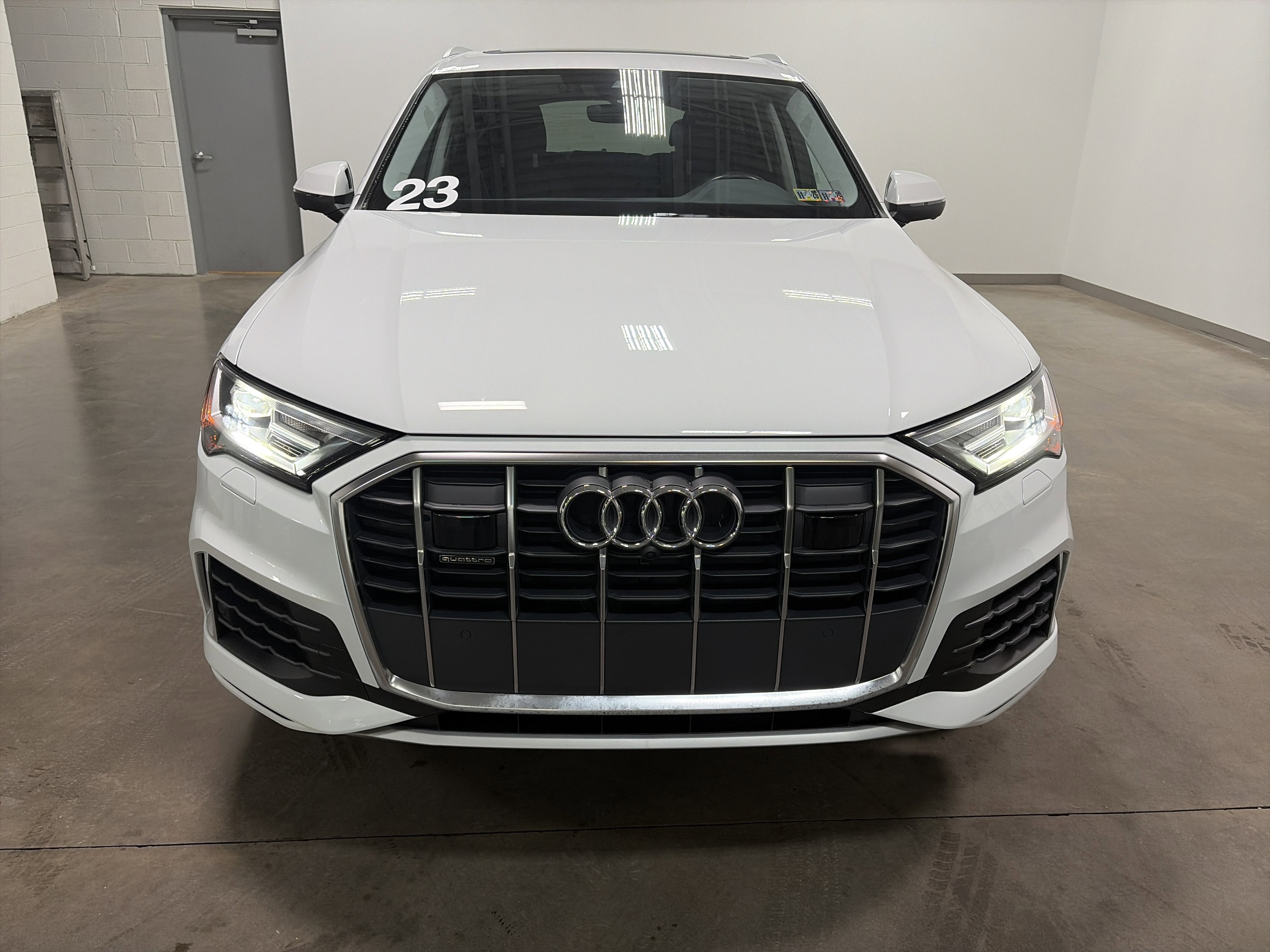 2023 Audi Q7 Premium Plus