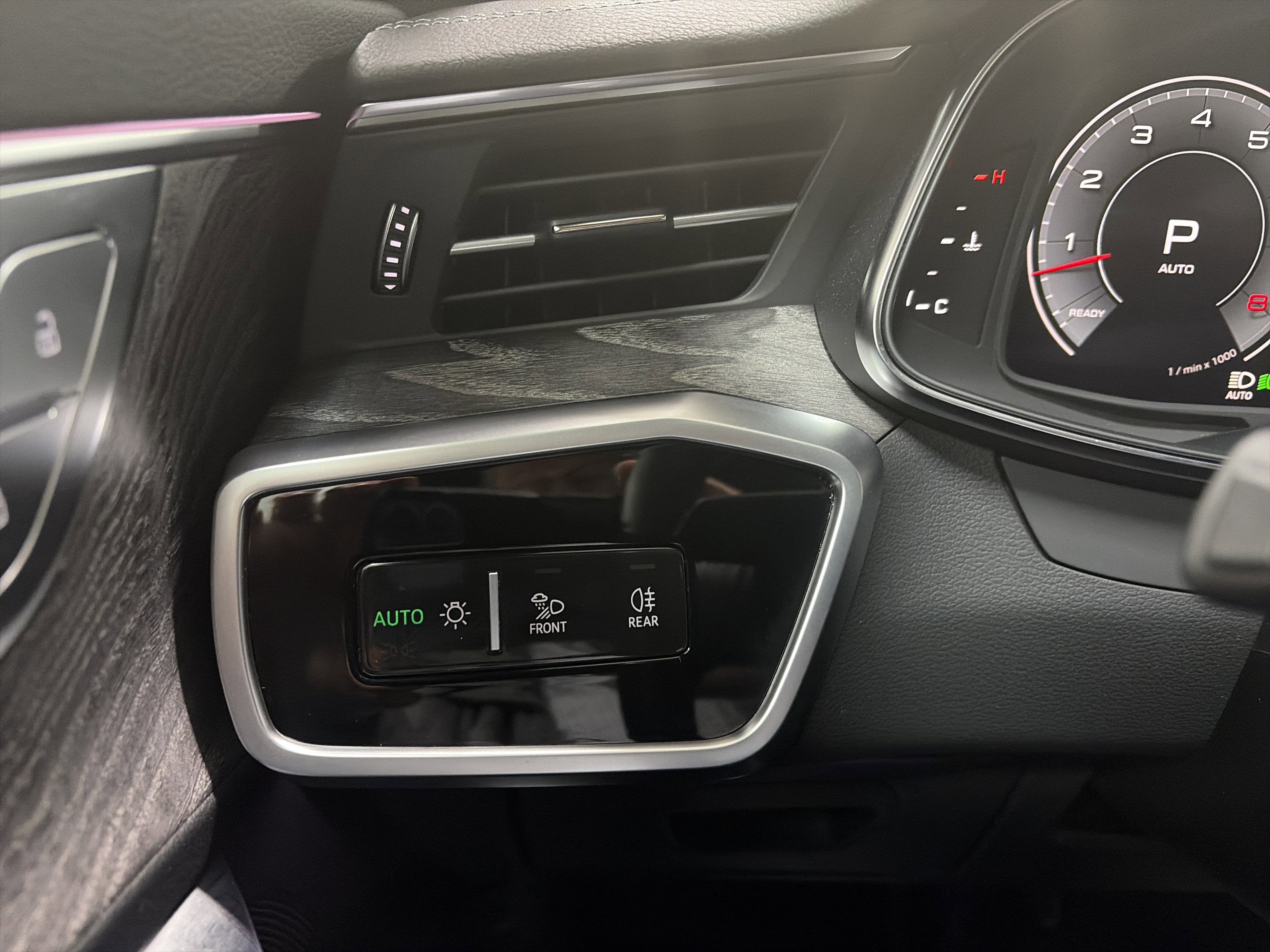 2024 Audi A7 Premium Plus