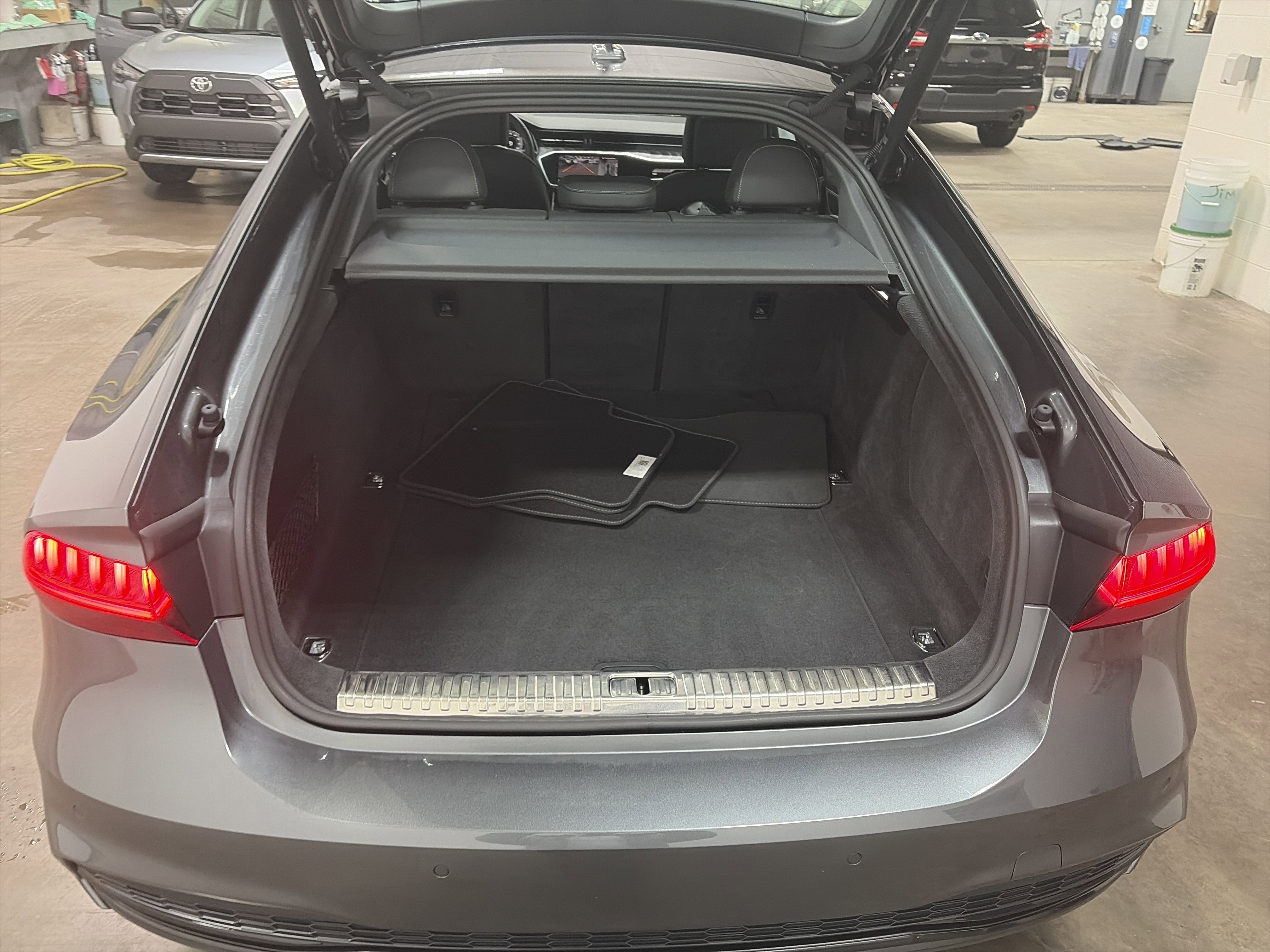 2024 Audi A7 Premium Plus