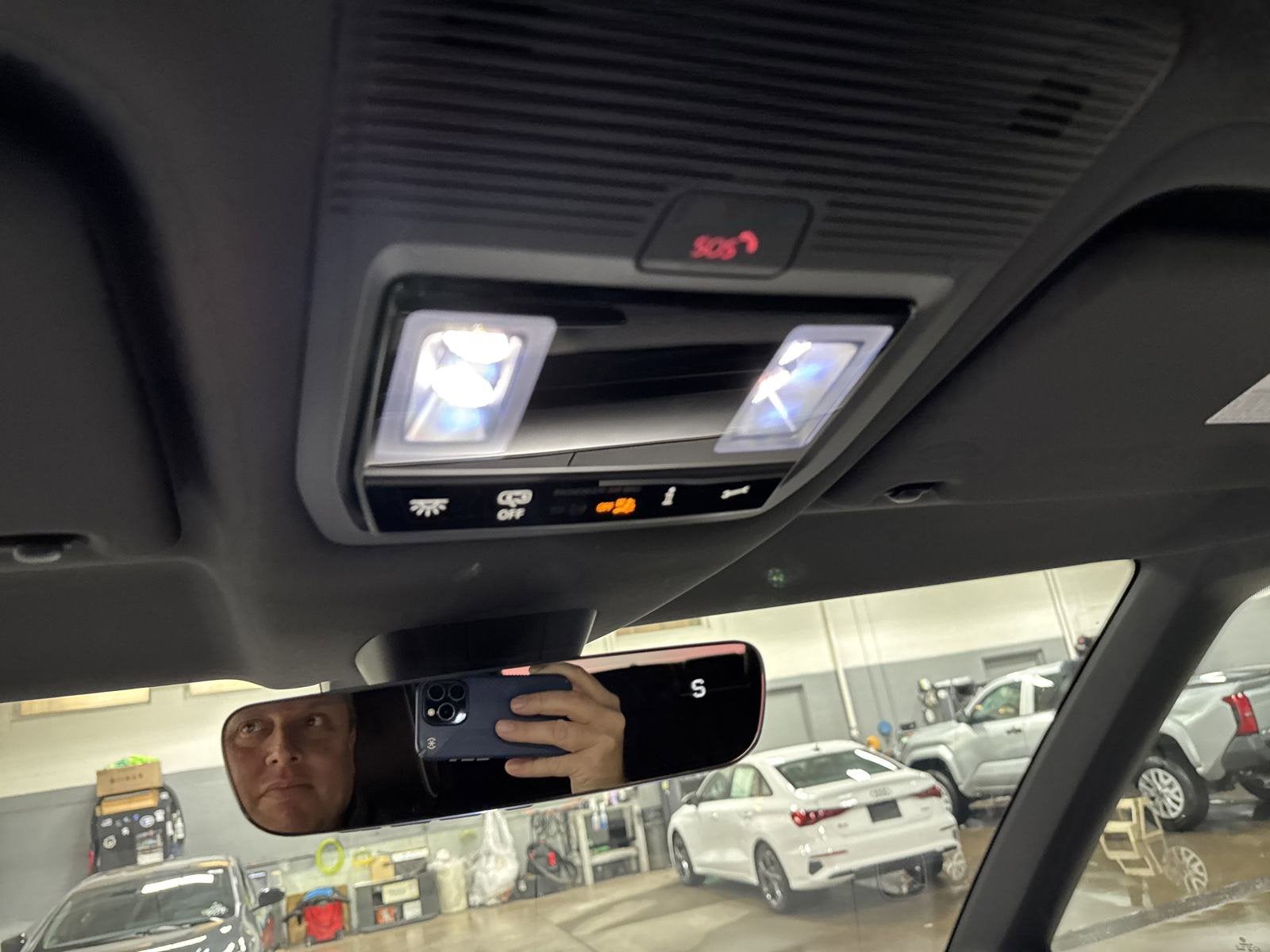 2025 Volkswagen ID. Buzz Pro S