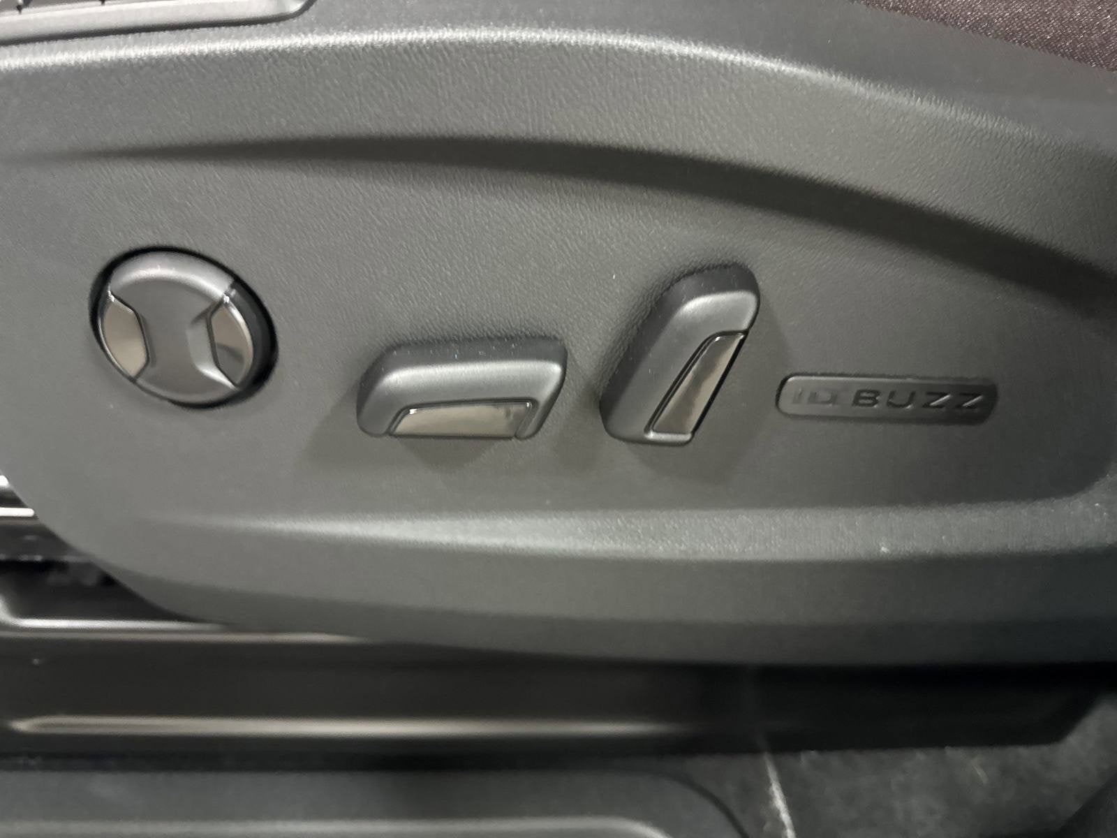 2025 Volkswagen ID. Buzz Pro S