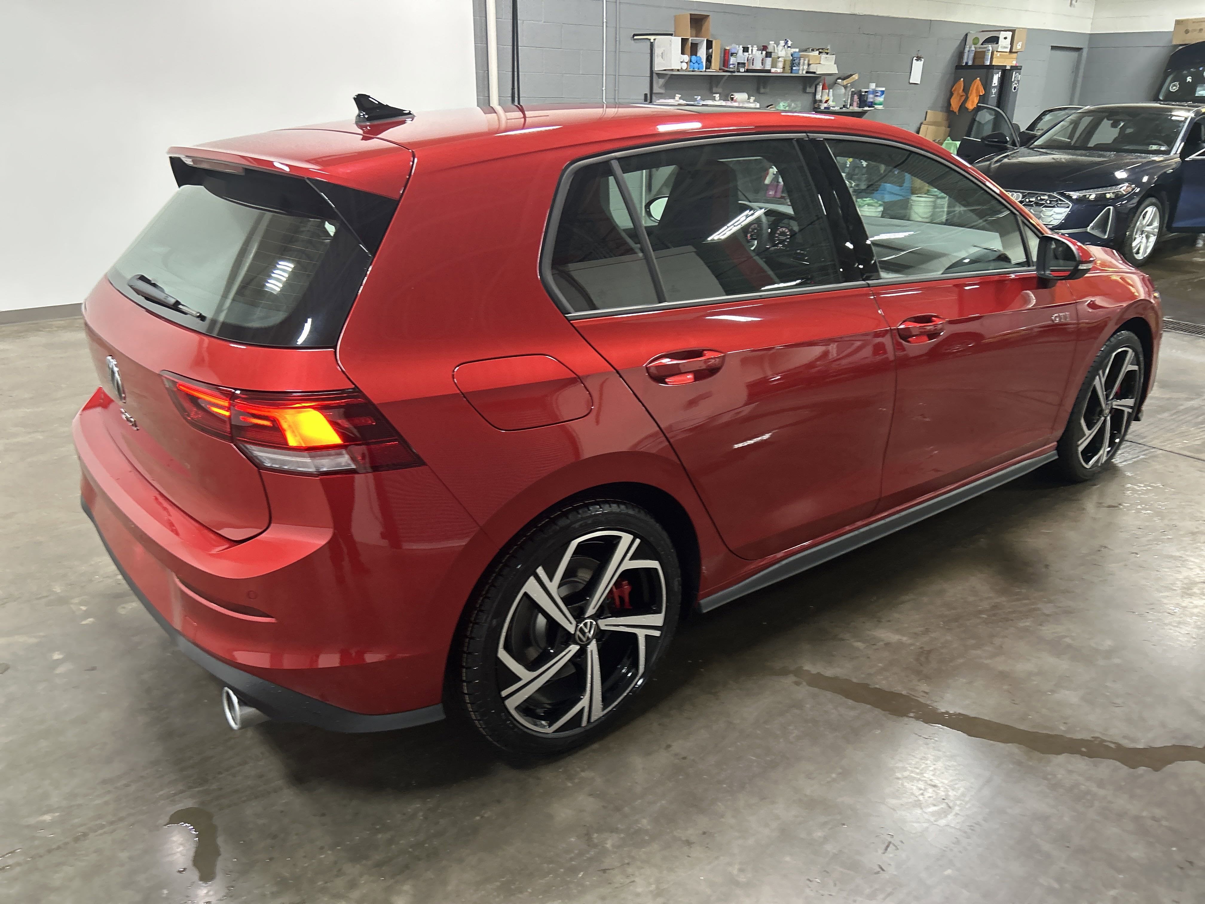 2025 Volkswagen Golf GTI 2.0T SE