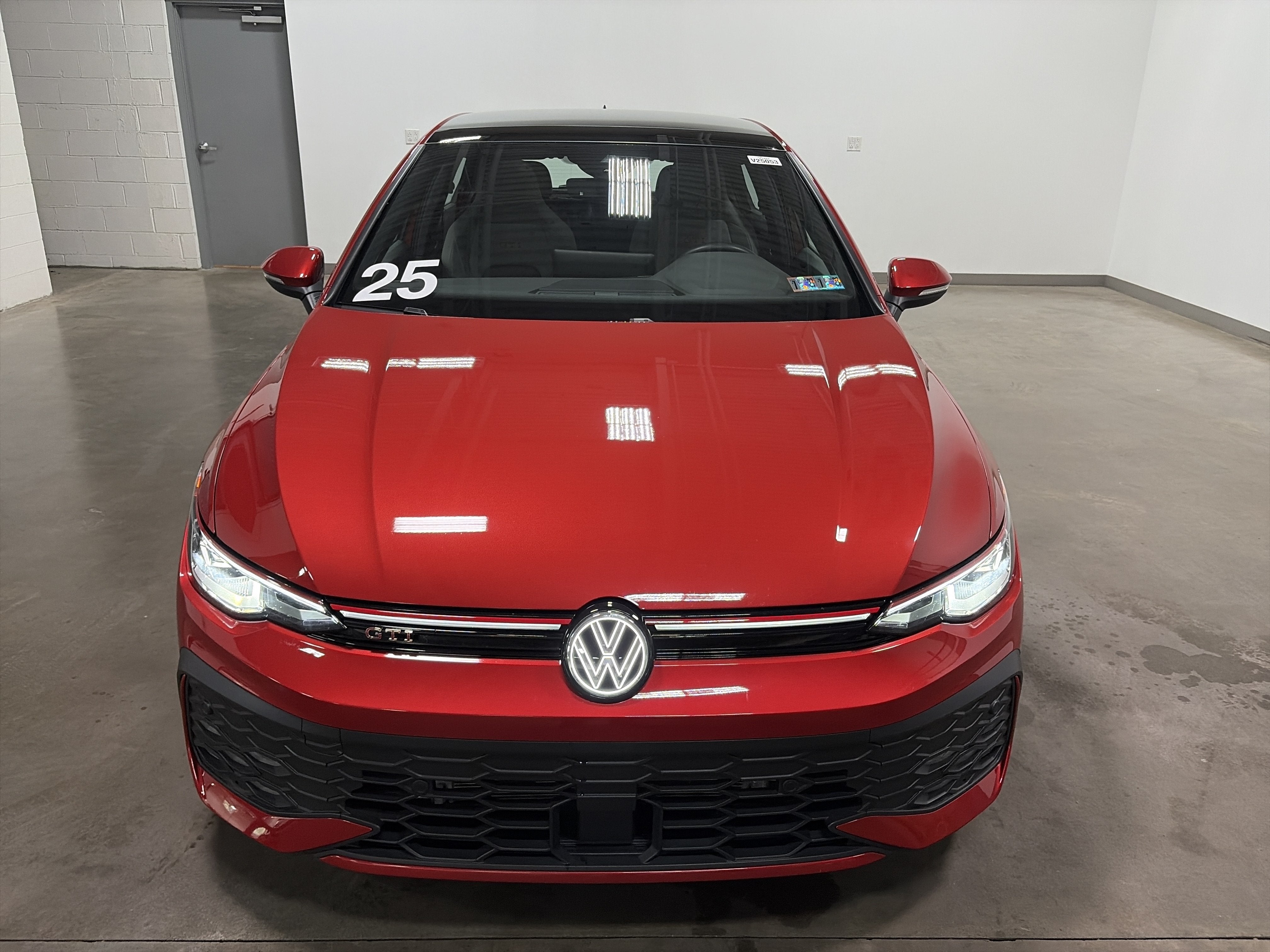 2025 Volkswagen Golf GTI SE