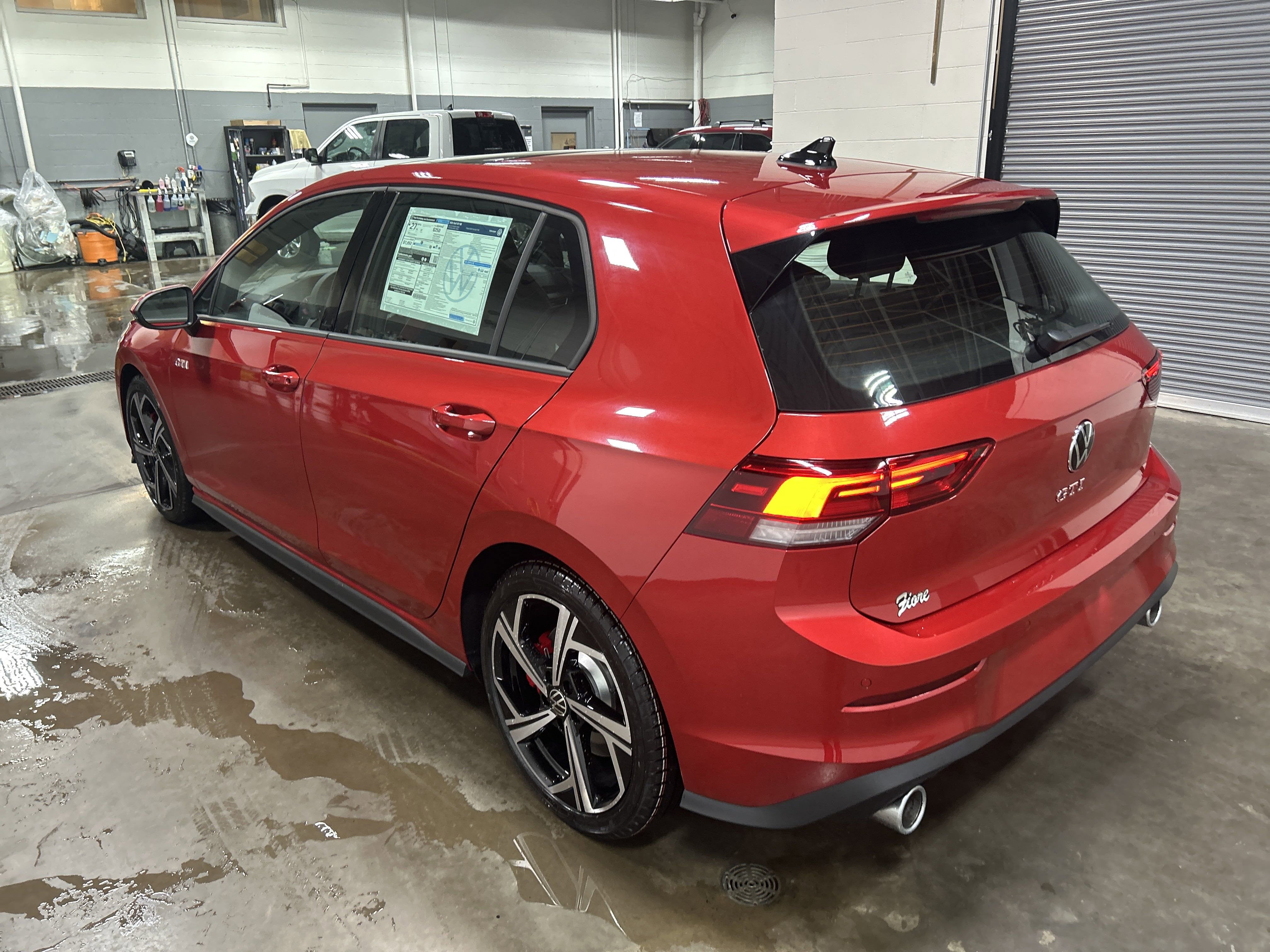 2025 Volkswagen Golf GTI 2.0T SE