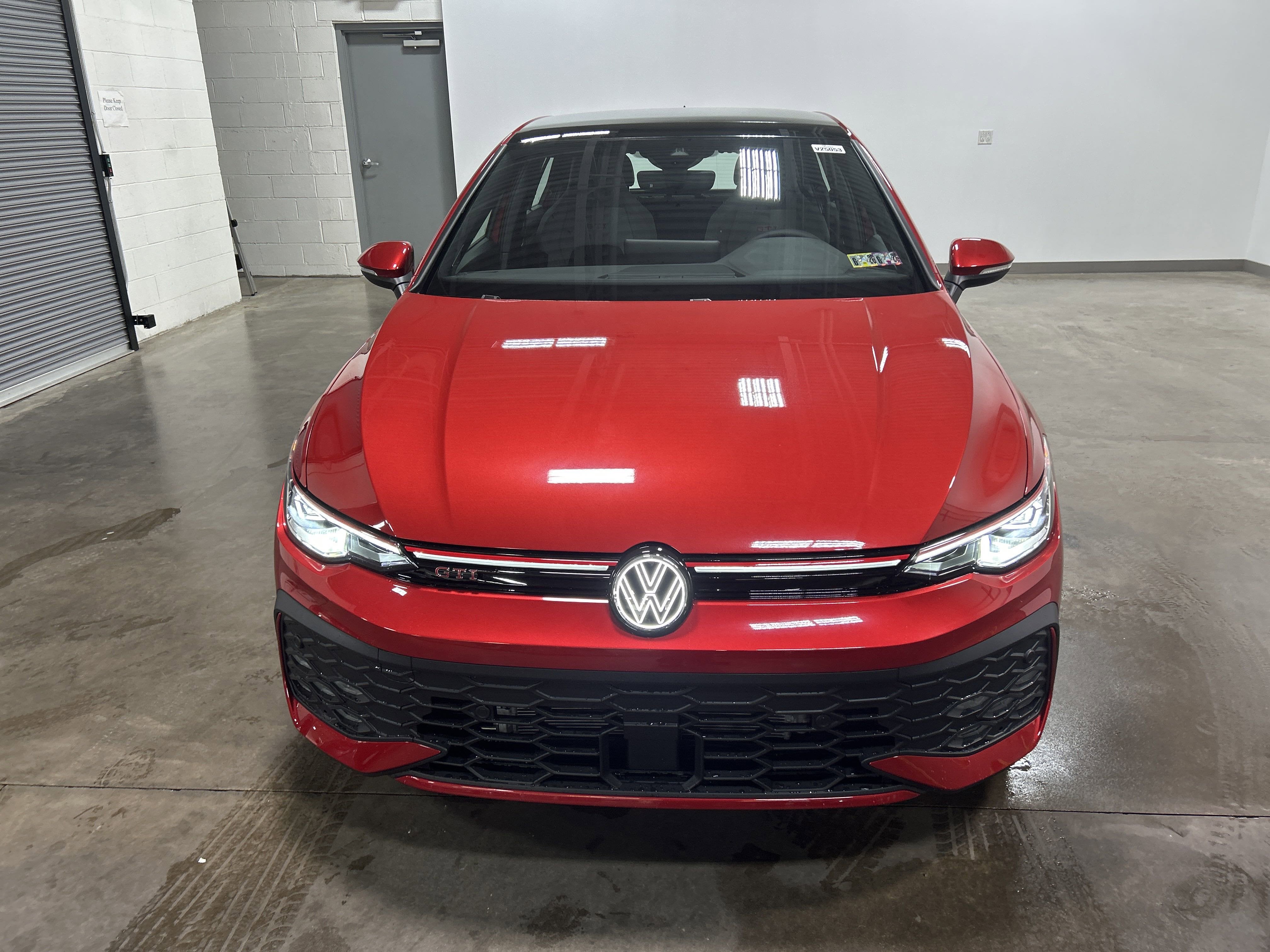 2025 Volkswagen Golf GTI 2.0T SE