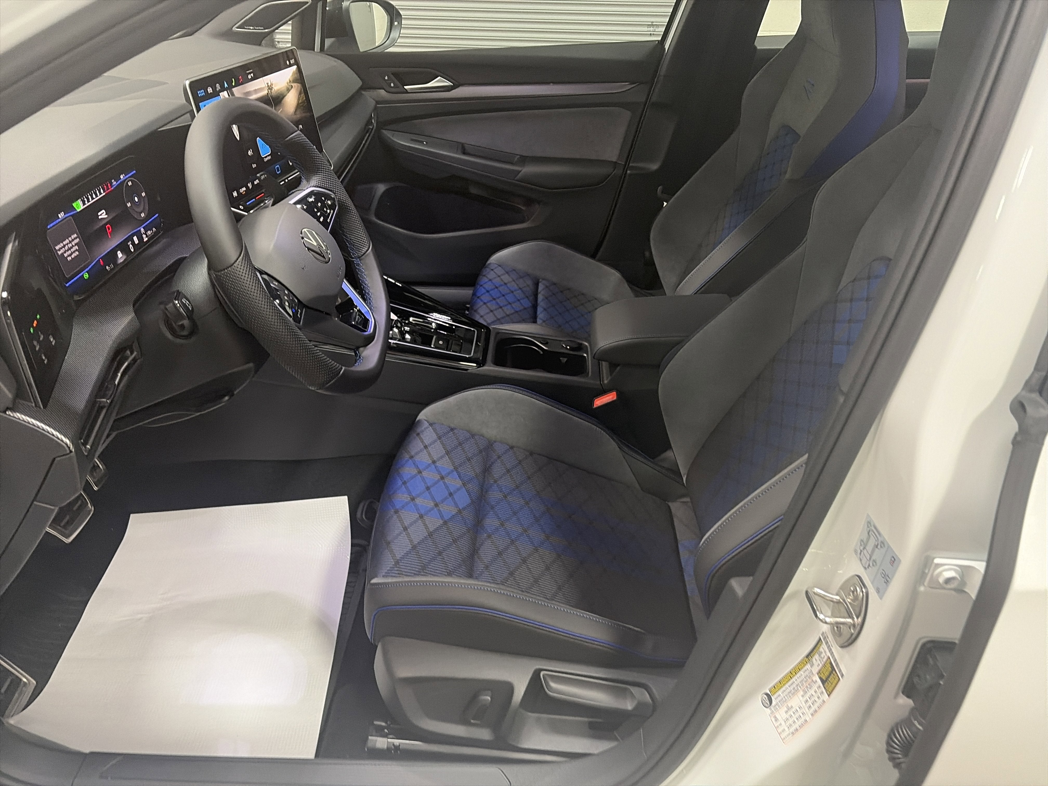 2026 Volkswagen Golf R 2.0T