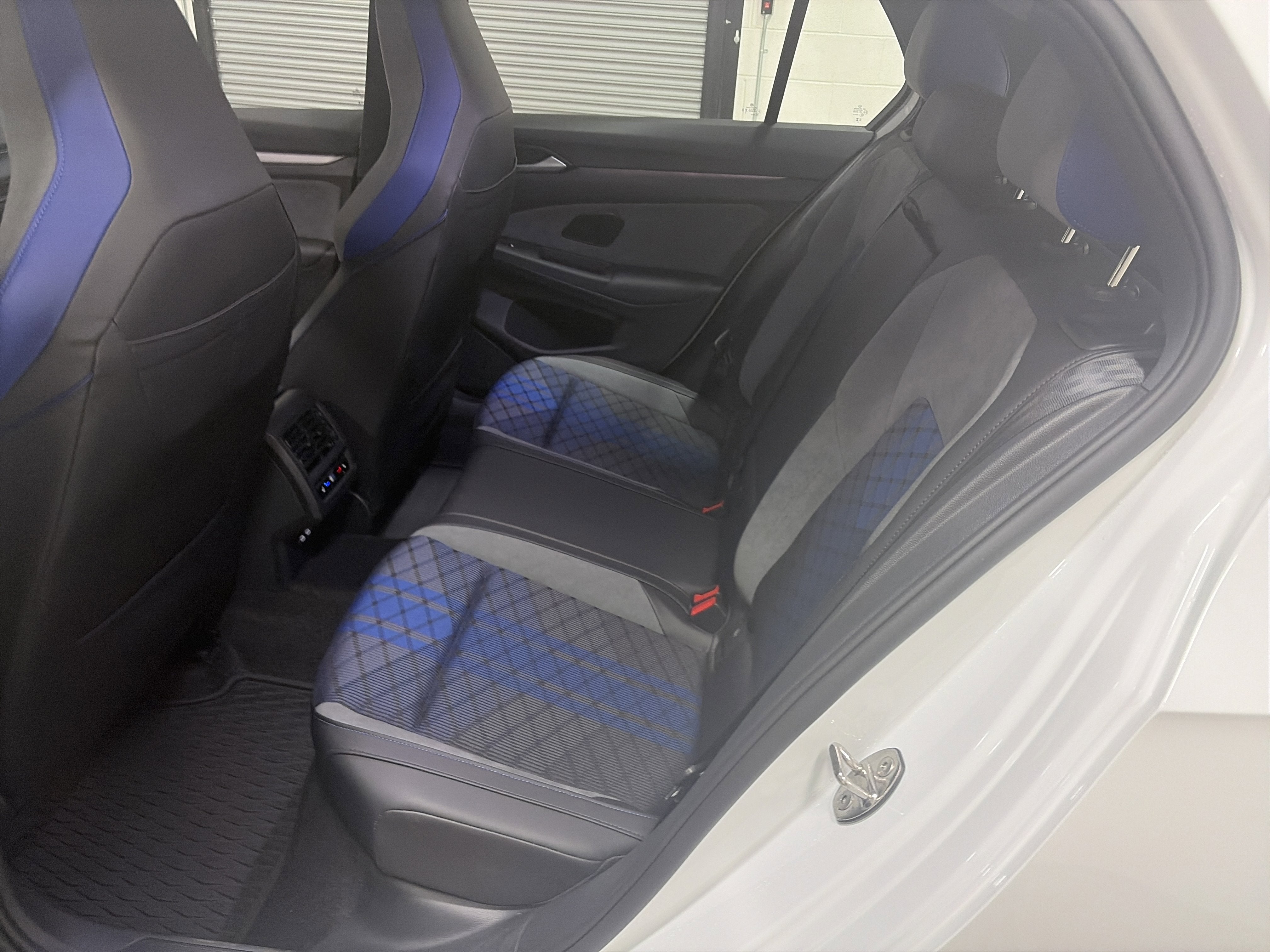 2026 Volkswagen Golf R 2.0T