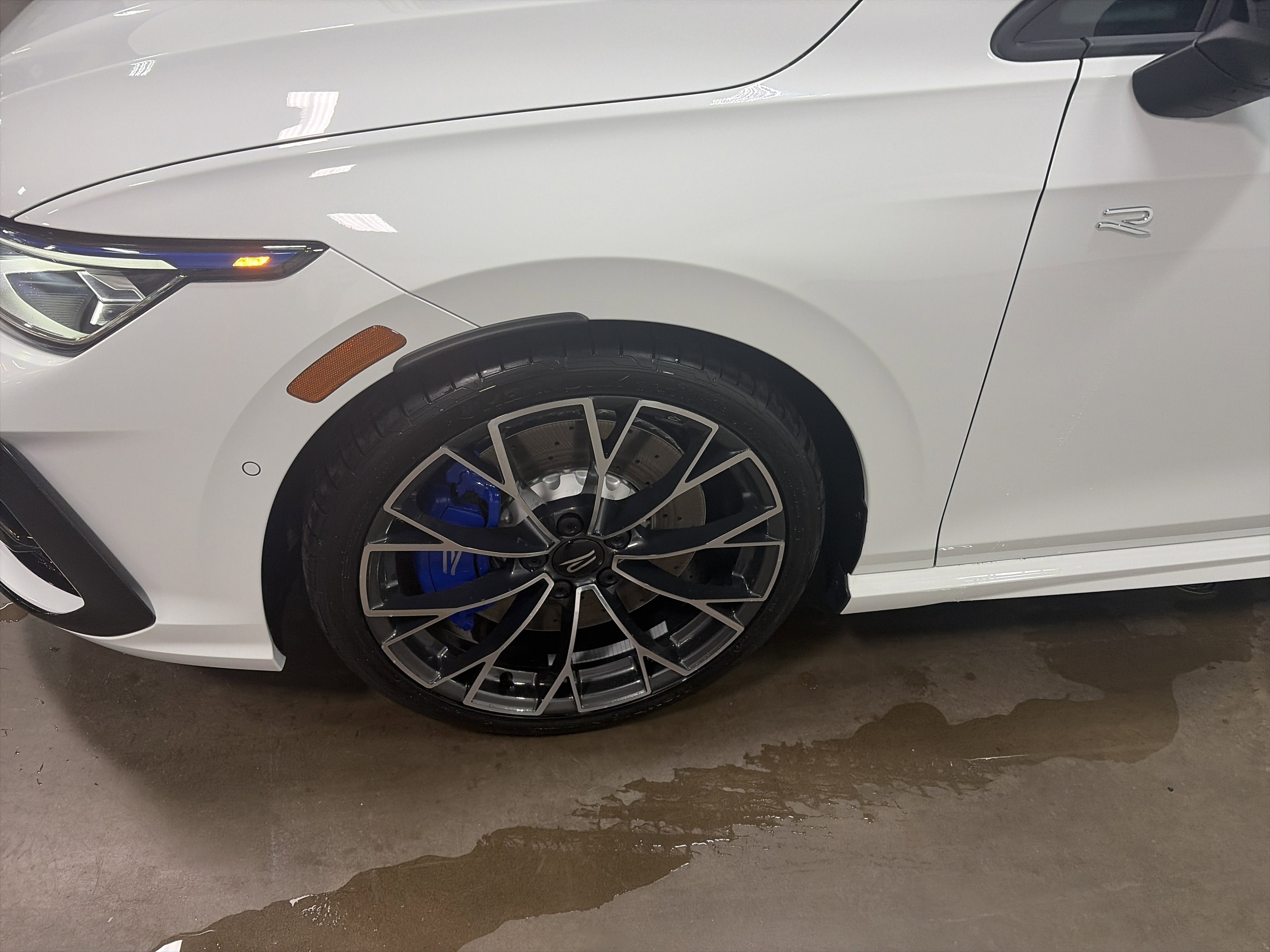 2026 Volkswagen Golf R 2.0T