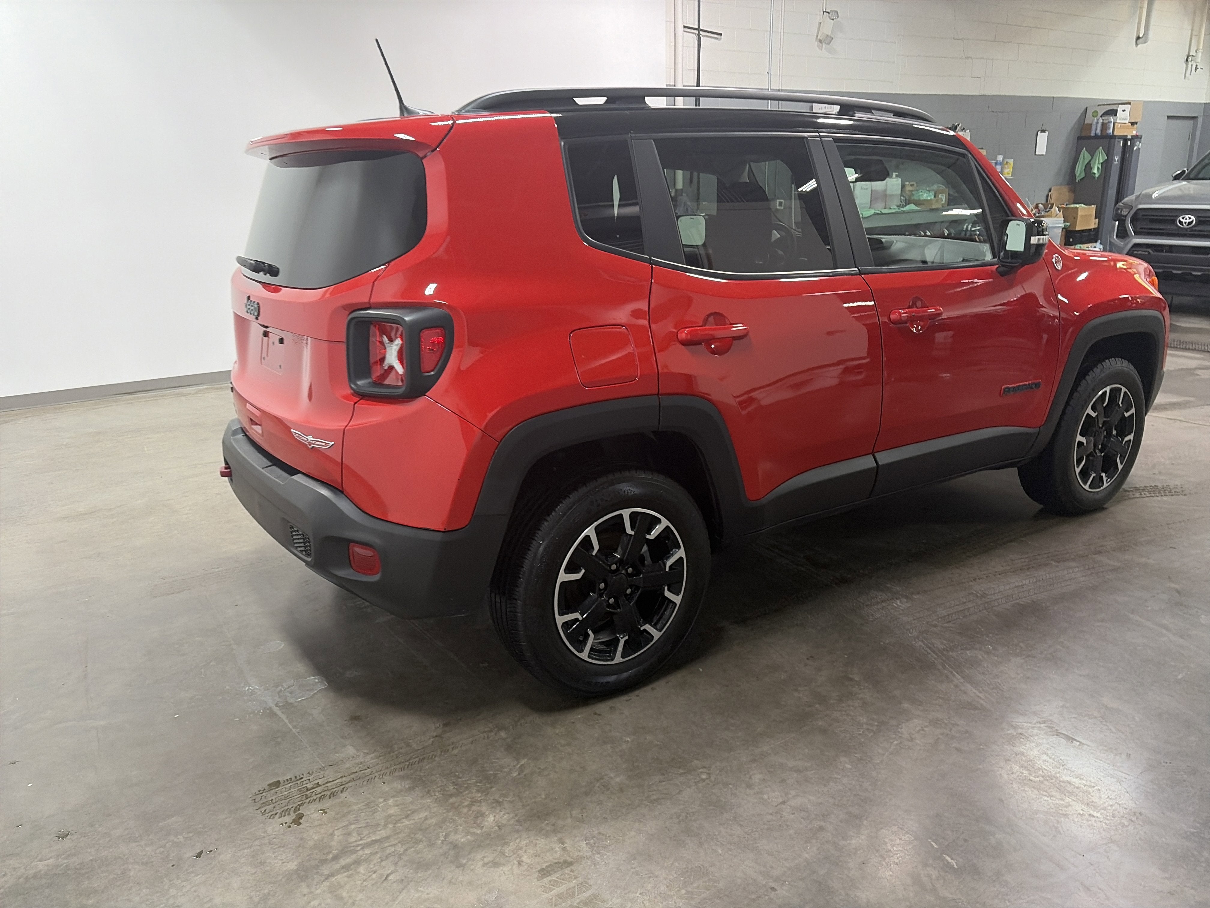 2023 Jeep Renegade Trailhawk